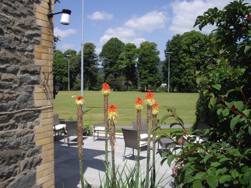 Bronwye Hotel Builth Wells Exterior photo