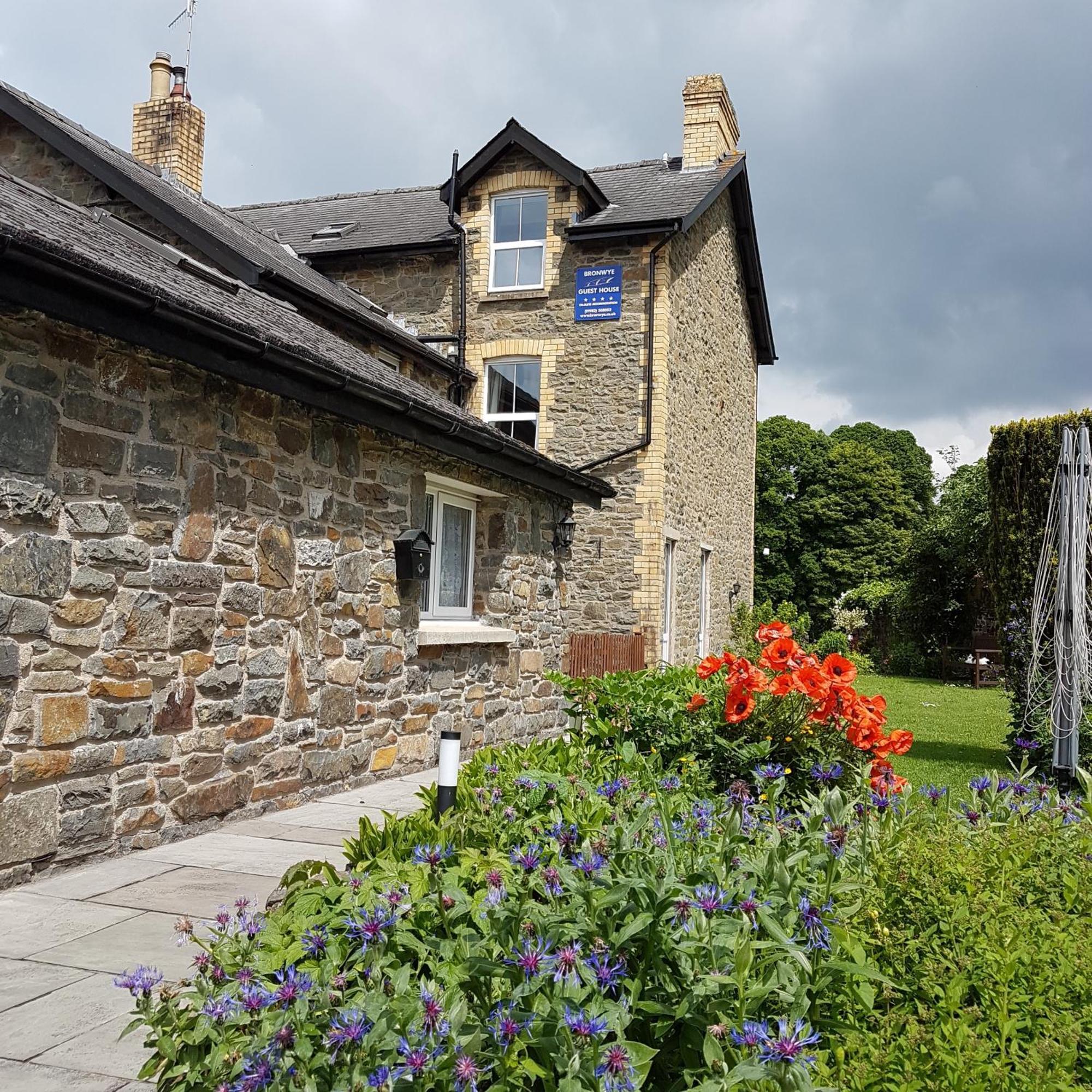 Bronwye Hotel Builth Wells Exterior photo